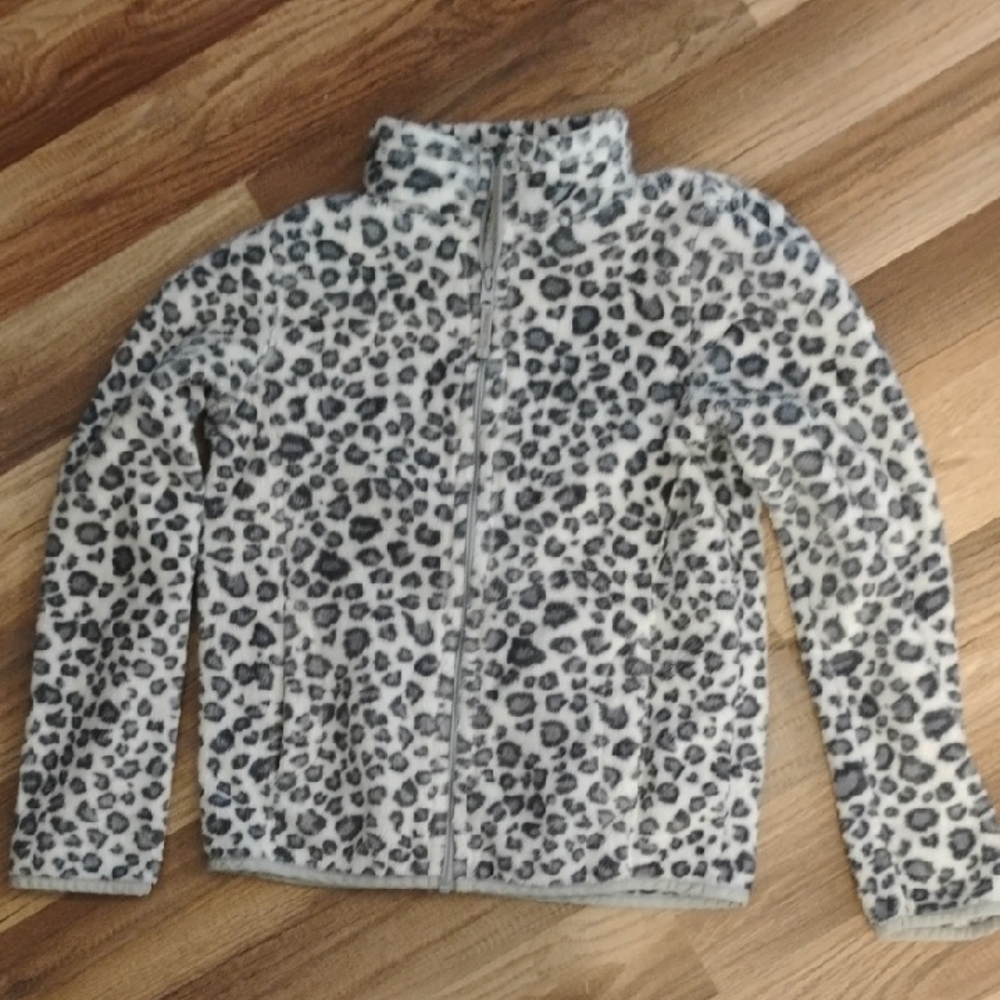 🚨5 For $25🚨1989 Place White and Black Animal Print Puffer Jacket